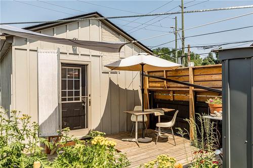 144 Young Street, Hamilton, ON - Outdoor