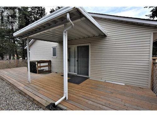 404 Hummingbird Avenue, Vernon, BC - Outdoor With Deck Patio Veranda With Exterior