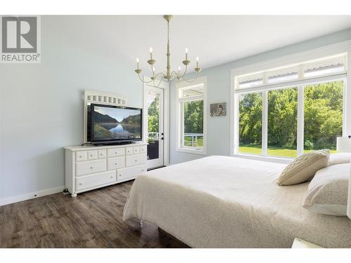 6984 Highway 6, Coldstream, BC - Indoor Photo Showing Bedroom