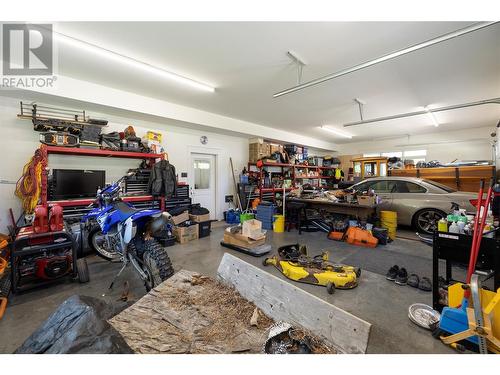 6984 Highway 6, Coldstream, BC - Indoor Photo Showing Garage