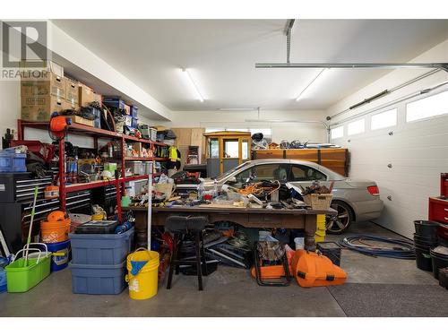 6984 Highway 6, Coldstream, BC - Indoor Photo Showing Garage