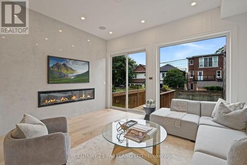 44 Waverley Road, Toronto (The Beaches), ON - Indoor Photo Showing Living Room With Fireplace