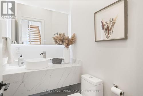 44 Waverley Road, Toronto (The Beaches), ON - Indoor Photo Showing Bathroom