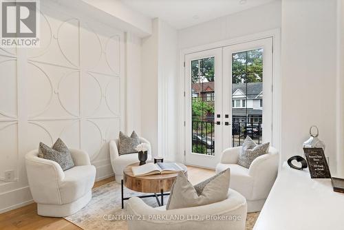 44 Waverley Road, Toronto (The Beaches), ON - Indoor Photo Showing Living Room