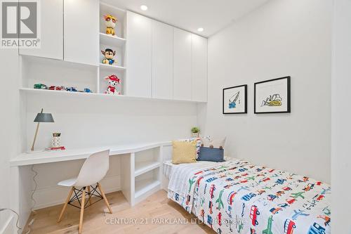 44 Waverley Road, Toronto (The Beaches), ON - Indoor Photo Showing Bedroom