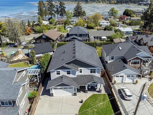 318 Wisteria St, Parksville, BC 