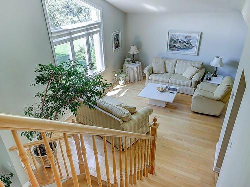 Salon - 560 Rue Duquesne, Saint-Bruno-De-Montarville, QC - Indoor Photo Showing Living Room