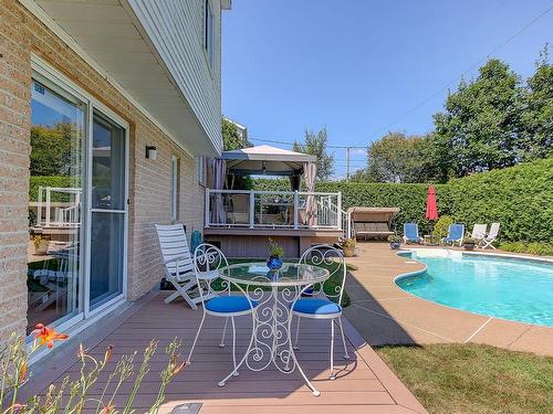 Terrasse - 560 Rue Duquesne, Saint-Bruno-De-Montarville, QC - Outdoor With In Ground Pool