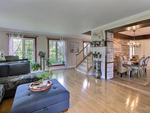 Vue d'ensemble - 651 3E Rue E., Amos, QC - Indoor Photo Showing Living Room