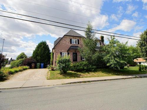 Frontage - 651 3E Rue E., Amos, QC - Outdoor