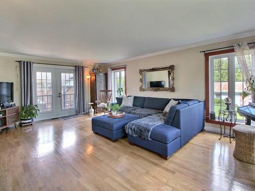 Salon - 651 3E Rue E., Amos, QC - Indoor Photo Showing Living Room