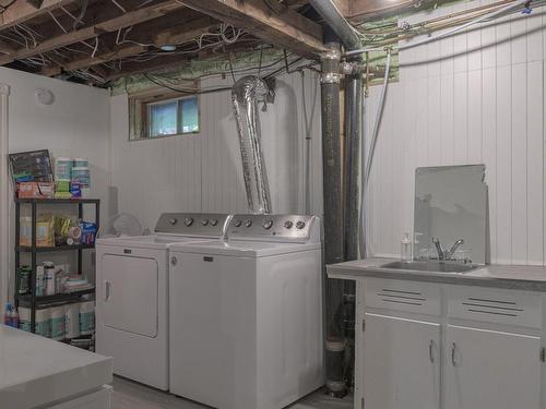 Salle de lavage - 592 Place De Consol, Shawinigan, QC - Indoor Photo Showing Laundry Room