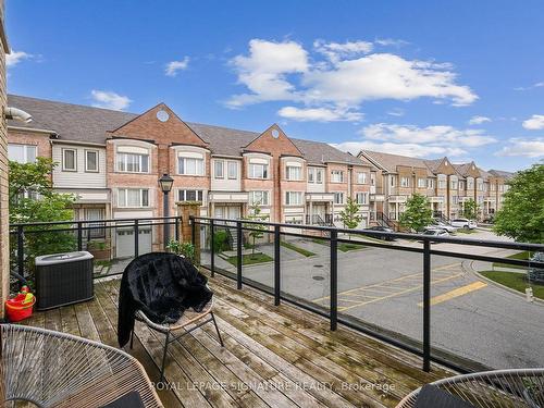 9-3025 Destination Dr, Mississauga, ON - Outdoor