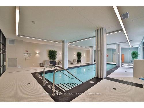 405-35 Fontenay Crt, Toronto, ON - Indoor Photo Showing Other Room With In Ground Pool