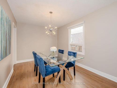 4867 Rathkeale Rd, Mississauga, ON - Indoor Photo Showing Dining Room