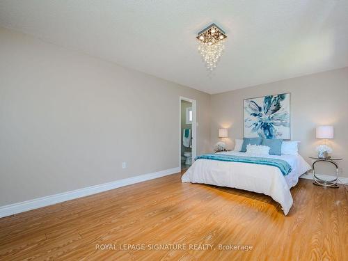 4867 Rathkeale Rd, Mississauga, ON - Indoor Photo Showing Bedroom