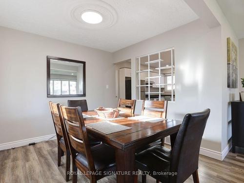 Upper-1506 Queens Blvd, Kitchener, ON - Indoor Photo Showing Dining Room