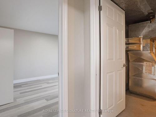 Lower-1506 Queens Blvd, Kitchener, ON - Indoor Photo Showing Other Room