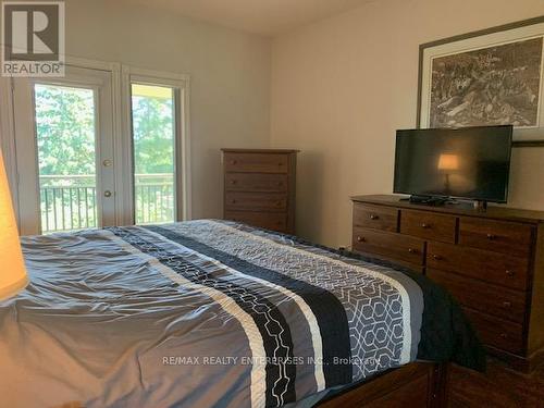 3111 Grandview Forest Hill Drive, Huntsville, ON - Indoor Photo Showing Bedroom