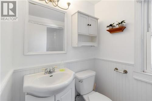 45 Macbeath Avenue, Moncton, NB - Indoor Photo Showing Bathroom