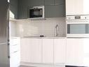 624-1 Belsize Dr, Toronto, ON  - Indoor Photo Showing Kitchen 