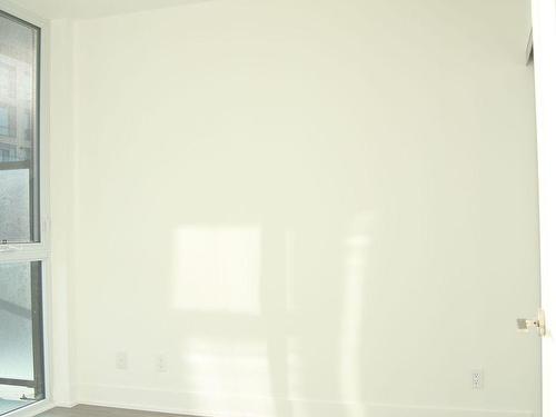 624-1 Belsize Dr, Toronto, ON - Indoor Photo Showing Other Room