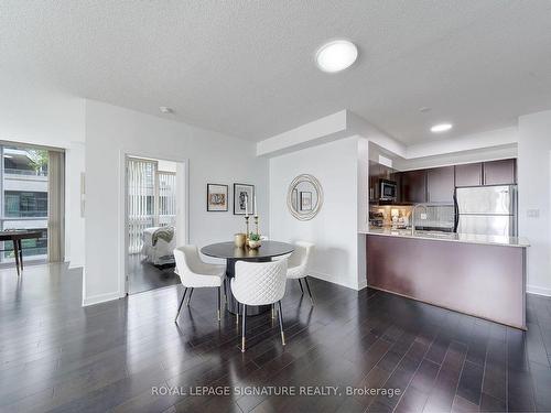 404-18 Harbour St, Toronto, ON - Indoor Photo Showing Dining Room