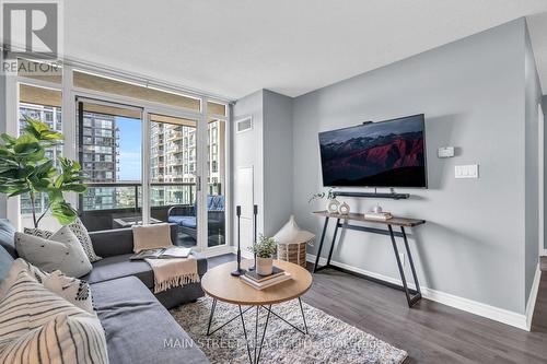 2003 - 335 Rathburn Road W, Mississauga (City Centre), ON - Indoor Photo Showing Living Room