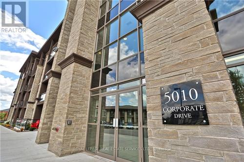 306 - 5010 Corporate Drive, Burlington (Uptown), ON - Outdoor