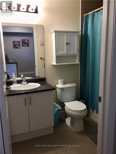 306 - 5010 Corporate Drive, Burlington (Uptown), ON - Indoor Photo Showing Bathroom