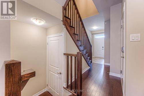 380 Threshing Mill Boulevard, Oakville, ON - Indoor Photo Showing Other Room