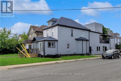 5000 Bridge Street, Niagara Falls, ON - Outdoor