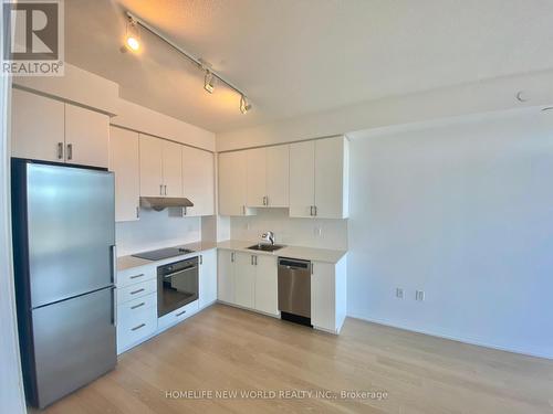 3601 - 55 Ann O'Reilly Road, Toronto (Henry Farm), ON - Indoor Photo Showing Kitchen