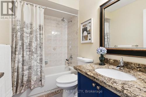 232 Boston Avenue, Toronto (South Riverdale), ON - Indoor Photo Showing Bathroom