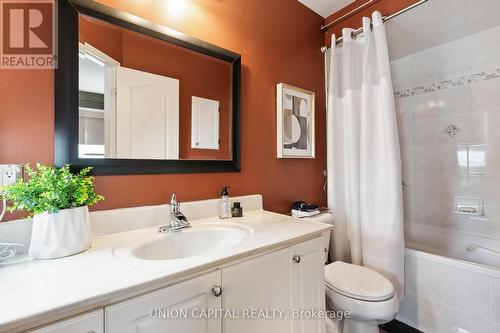 232 Boston Avenue, Toronto (South Riverdale), ON - Indoor Photo Showing Bathroom