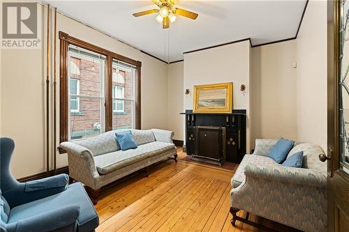 58 Alma Street, Moncton, NB - Indoor Photo Showing Living Room