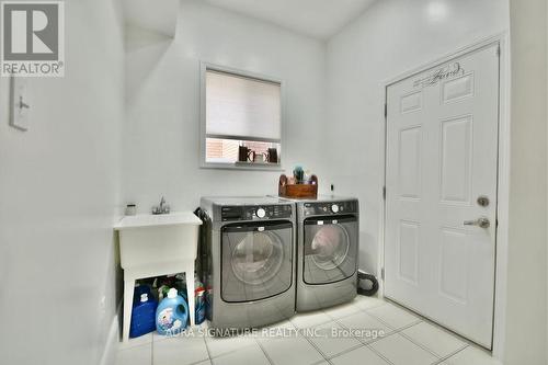 1385 Sheldon Street, Innisfil (Alcona), ON - Indoor Photo Showing Laundry Room