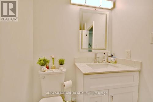 1385 Sheldon Street, Innisfil (Alcona), ON - Indoor Photo Showing Bathroom