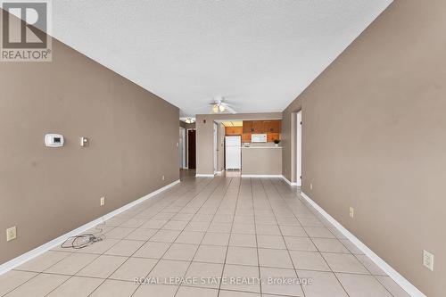 302 - 495 #8 Highway, Hamilton (Stoney Creek), ON - Indoor Photo Showing Other Room