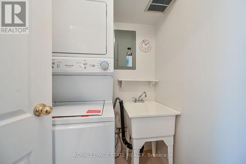 302 - 495 #8 Highway, Hamilton (Stoney Creek), ON - Indoor Photo Showing Laundry Room