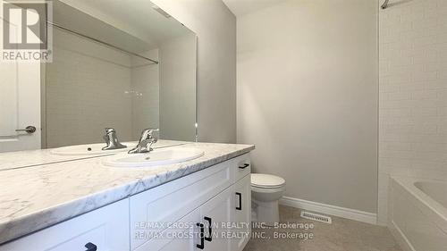 59 Lloyd Davies Way, Hamilton (Binbrook), ON - Indoor Photo Showing Bathroom