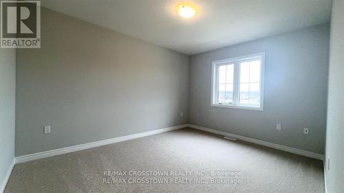 59 Lloyd Davies Way, Hamilton (Binbrook), ON - Indoor Photo Showing Other Room