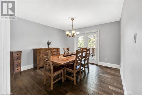 318 Roxton Drive, Waterloo, ON - Indoor Photo Showing Dining Room