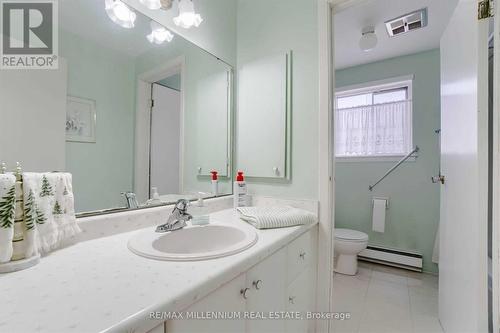 1 Cuningham Court, Brampton, ON - Indoor Photo Showing Bathroom