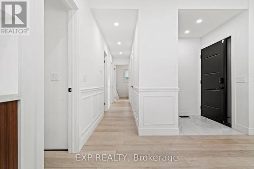 8 Shipley Road, Toronto (Willowridge-Martingrove-Richview), ON - Indoor Photo Showing Other Room