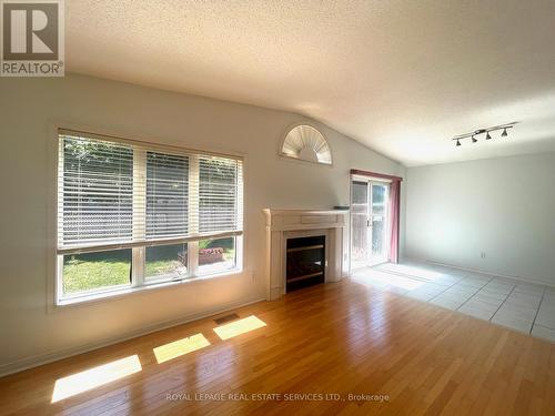 4908 Long Acre Drive, Mississauga (Churchill Meadows), ON - Indoor Photo Showing Living Room With Fireplace