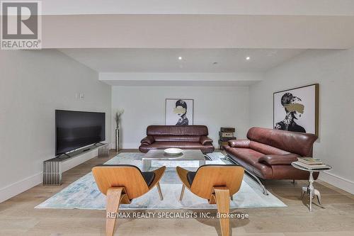 3232 20 Side Road, Milton (Brookville), ON - Indoor Photo Showing Living Room