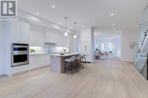 43 Benson Avenue, Mississauga (Port Credit), ON - Indoor Photo Showing Kitchen With Upgraded Kitchen