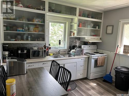 255 21St Street W, Prince Albert, SK - Indoor Photo Showing Kitchen With Double Sink