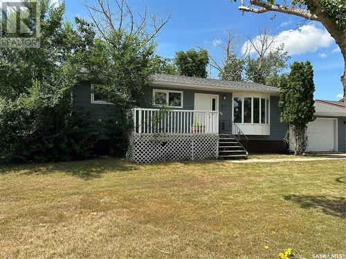 1015 6Th Street, Rosetown, SK - Outdoor With Deck Patio Veranda